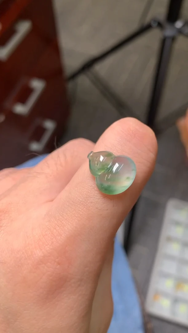 未镶嵌定制翡翠裸玉