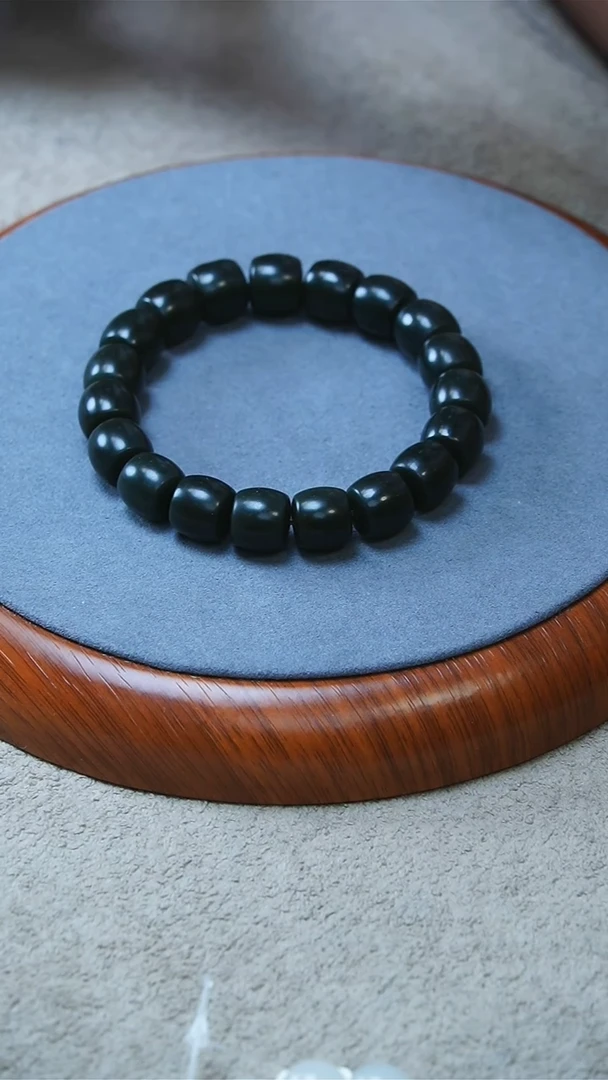 手链未镶嵌和田玉新疆 皮勒青 卡12 直切