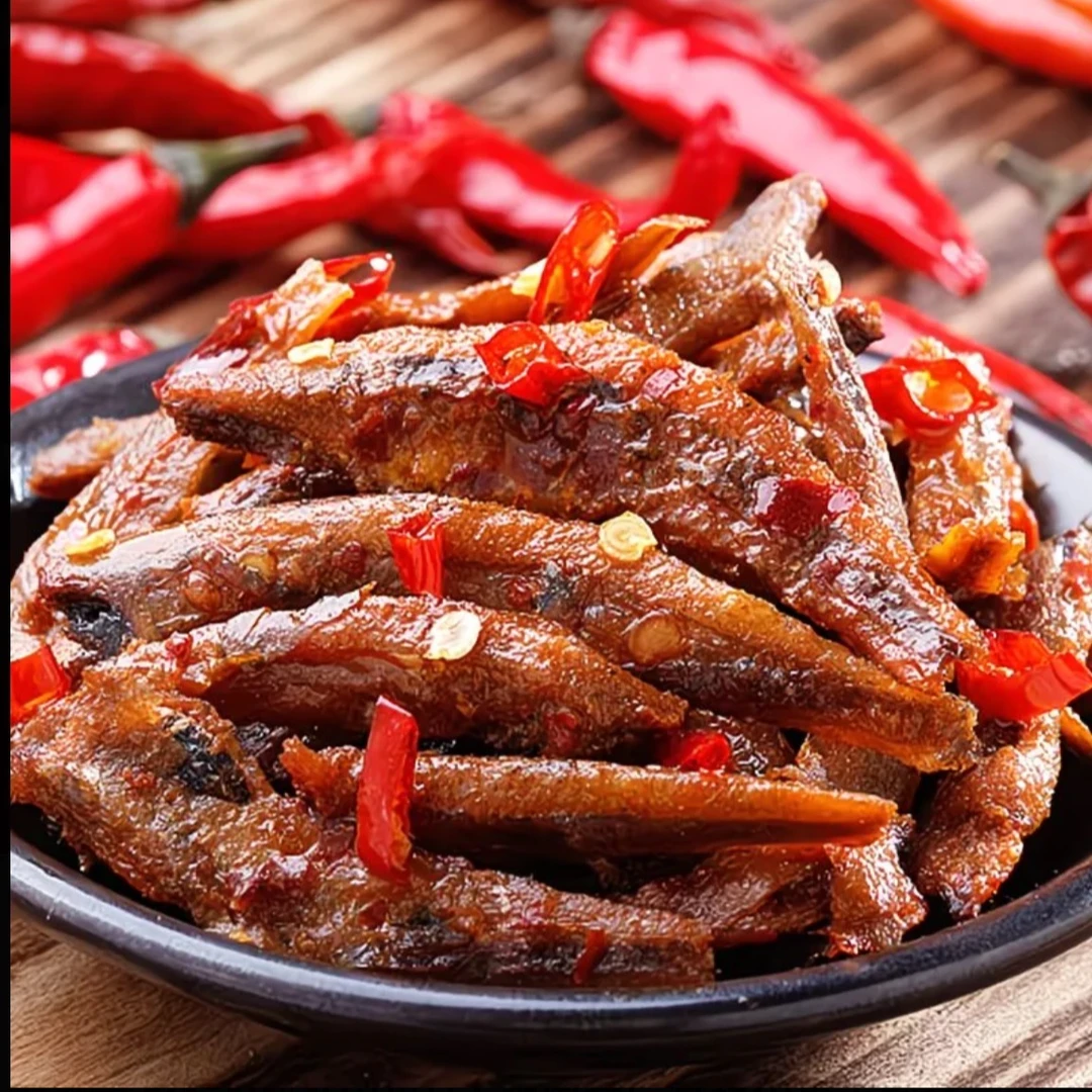 【批发100包】劲辣深海小鱼仔网红休闲零食追剧解馋开袋即食小鱼干