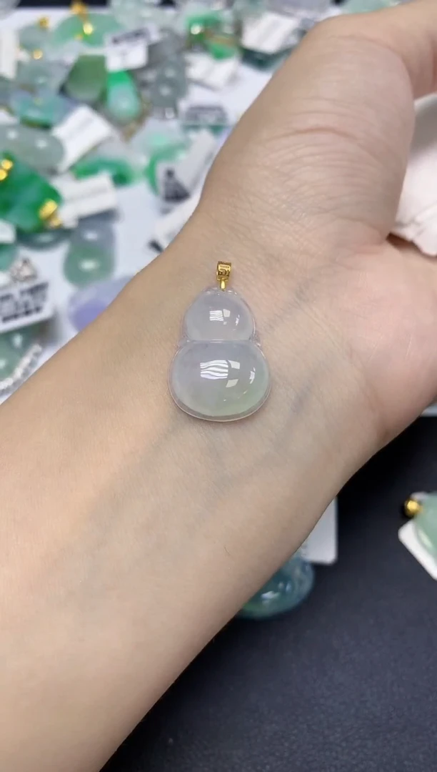 颈饰18K金镶嵌翡翠天然缅甸翡翠A货百元以上9元证书费自理