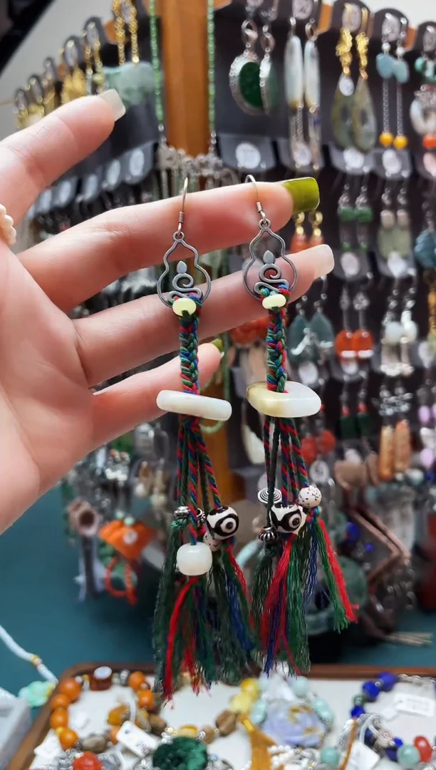 银S925镶嵌翡翠耳饰惠****店饰品