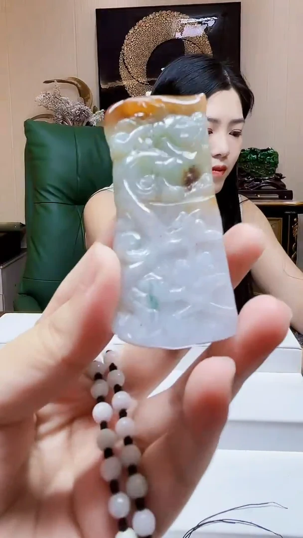 未镶嵌定制翡翠吊坠98