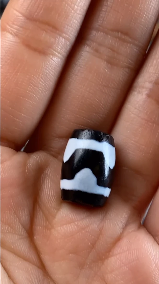 未镶嵌玛瑙/玉髓珠宝奇石1