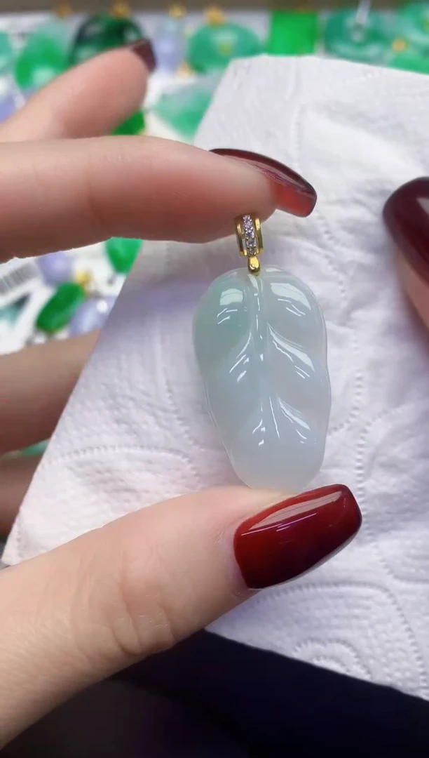 颈饰未镶嵌翡翠缅甸天然翡翠a货