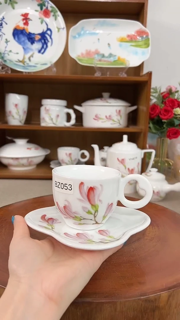 摆件景德镇手工手绘了陶瓷