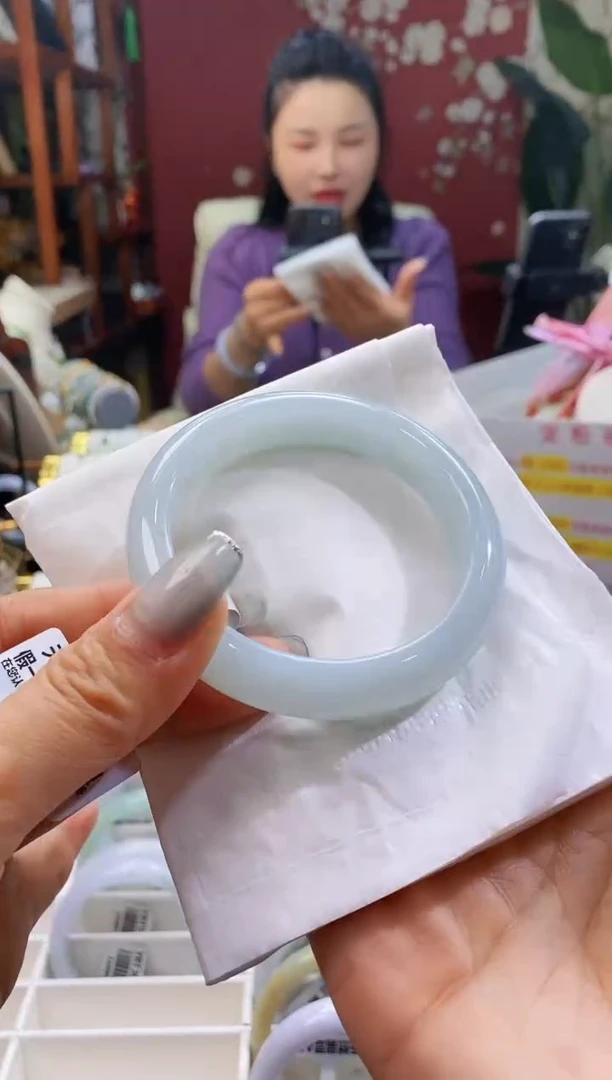 【闪购商品】翡翠手镯未镶嵌14显白5455/12.2*8.1