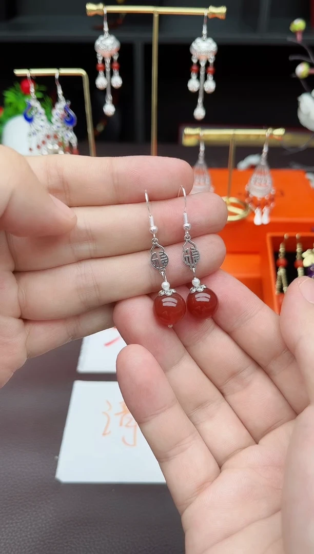 玛瑙/玉髓耳饰银S925镶嵌230000