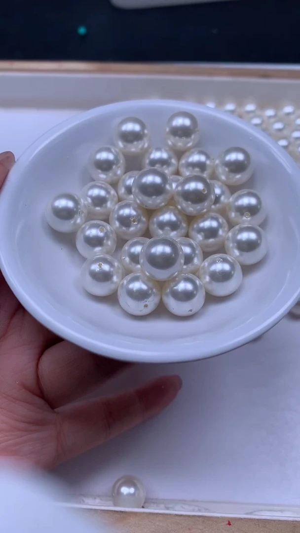 未镶嵌散珠拼合珍珠（马贝珠）B783 白贝珠12mm6个8.8元