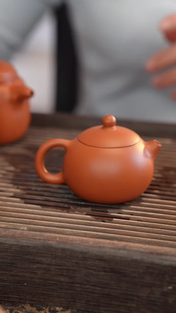 茶壶紫砂西施 朱泥 半手工 110cc