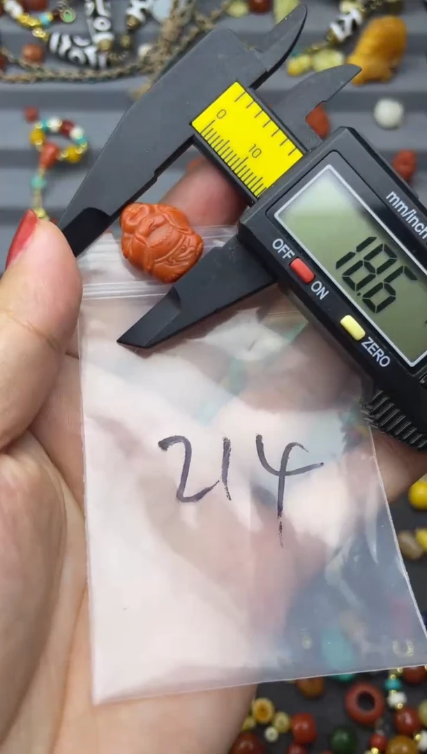 未镶嵌配饰南红玛瑙214