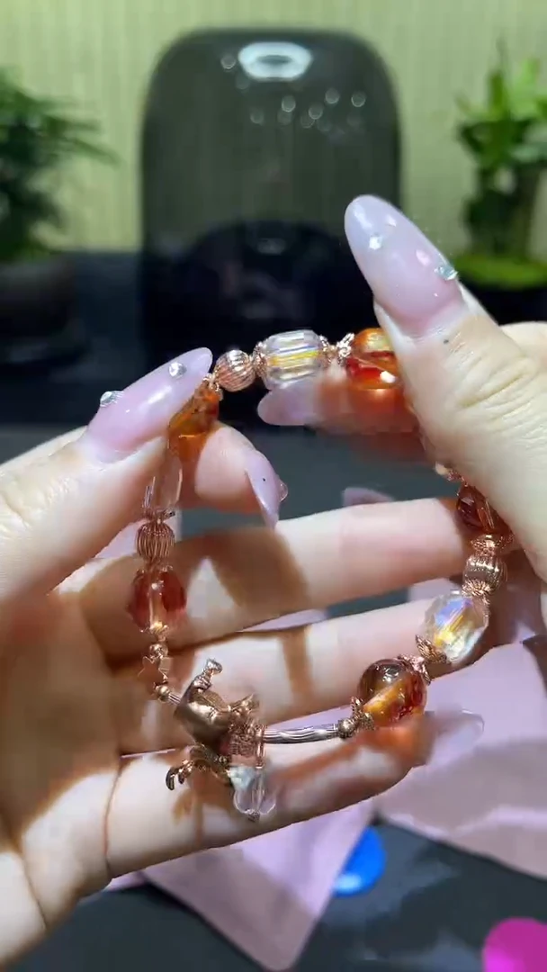 【闪购商品】水晶手链合金专属浮力057