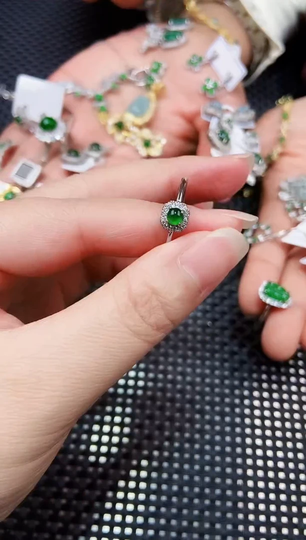 【闪购商品】翡翠戒指未镶嵌11111111