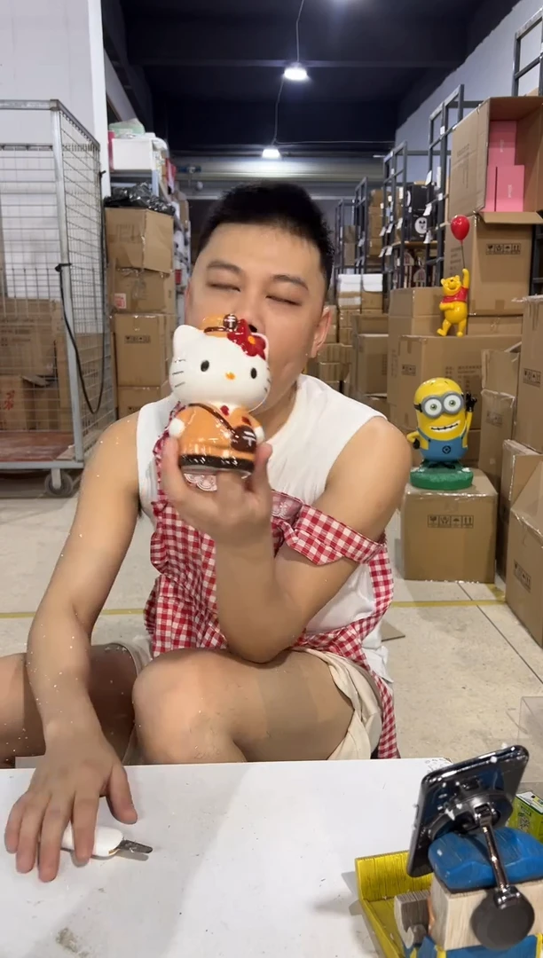 瓷片棕色邮递员kt存钱罐
