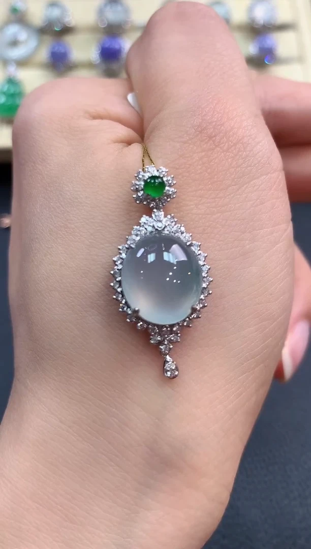 【闪购商品】翡翠吊坠(不含链)18K金镶嵌b53       1