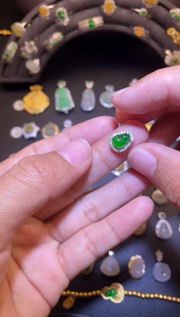 吊坠(不含链)银S925镶嵌翡翠1