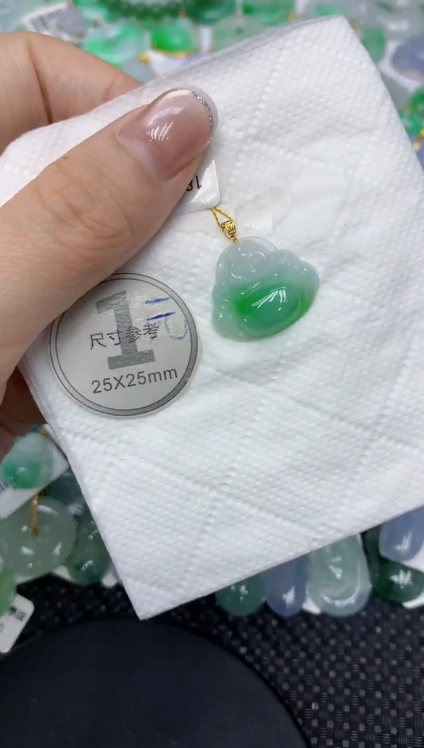颈饰18K金镶嵌翡翠11111111
