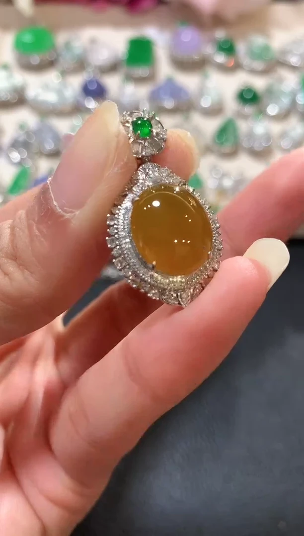 吊坠(不含链)18K金镶嵌翡翠z135