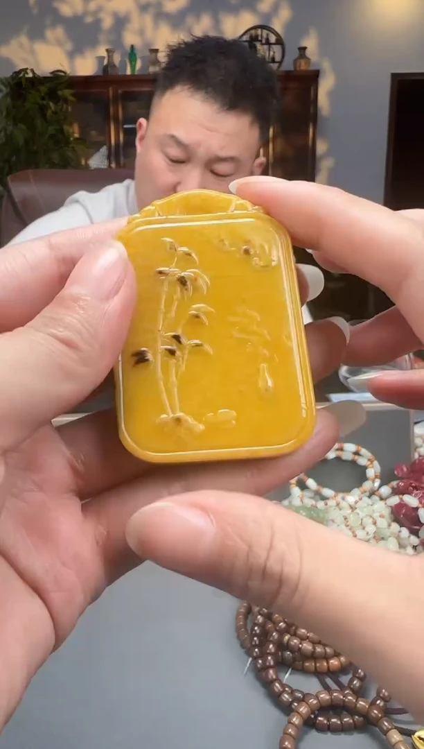 【闪购商品】和田玉颈饰未镶嵌1