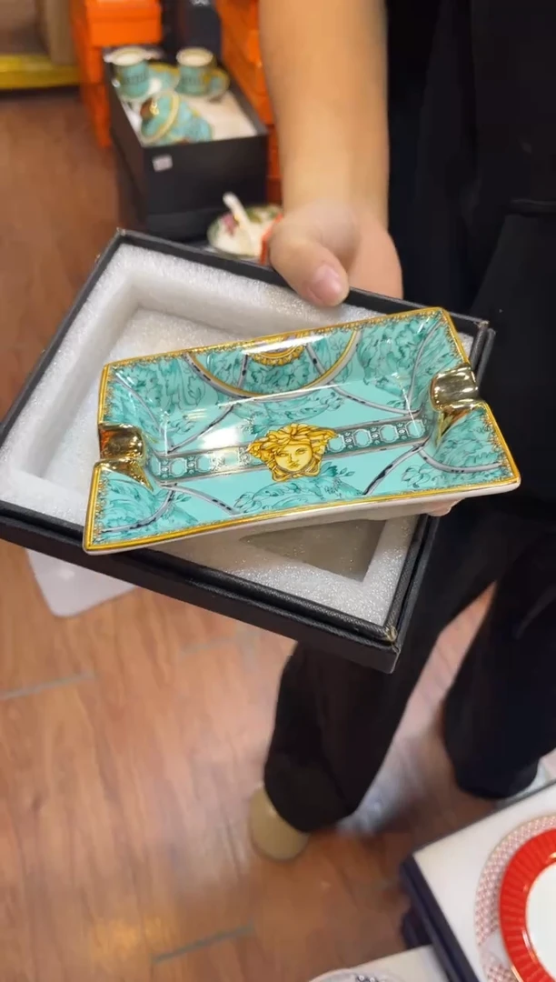 杯鸿辉家品牌瓷器，京东包邮！