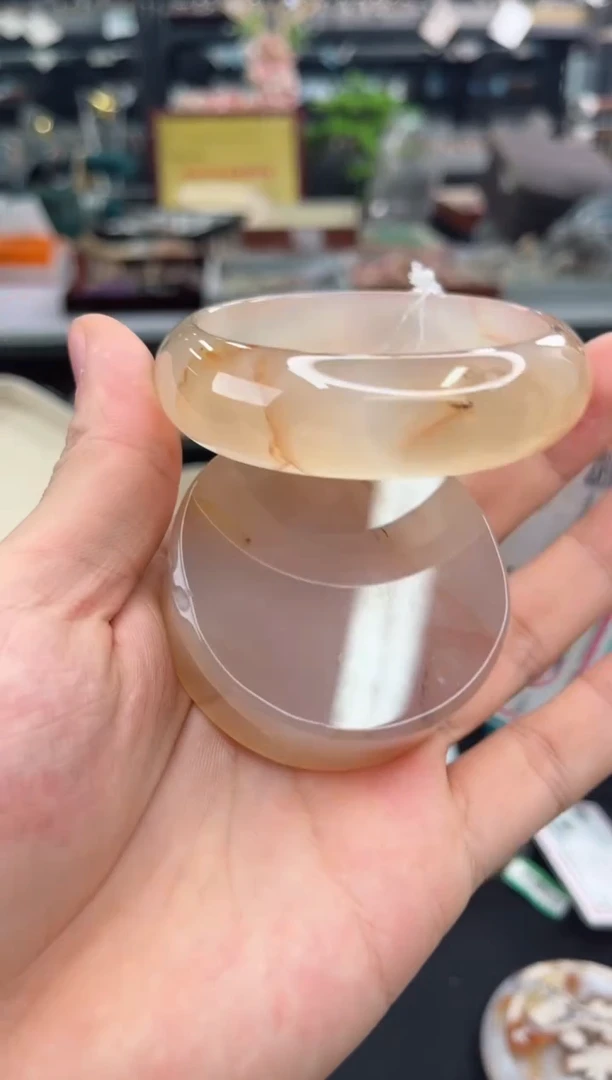 【闪购商品】石英质玉手镯未镶嵌58圈口（赠品镯心）3153407