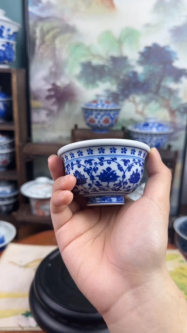 其他青花缠枝莲小压手杯