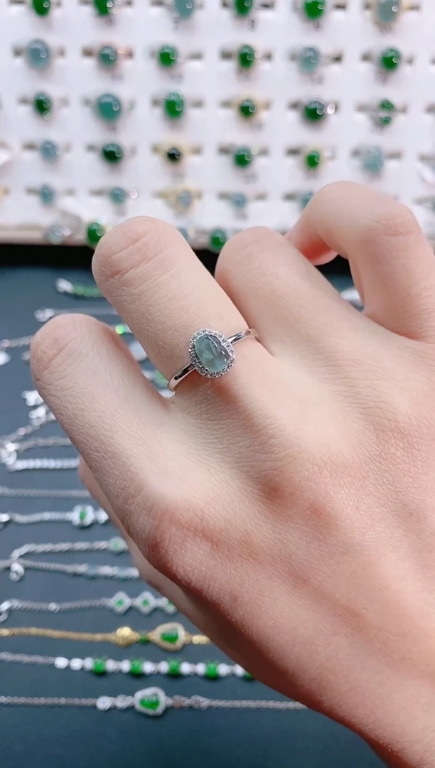 【闪购商品】翡翠戒指银S925镶嵌天然翡翠