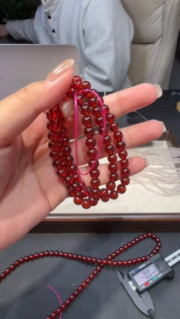 未镶嵌手链石榴石收藏级酒红石榴石手串6.8mm三圈