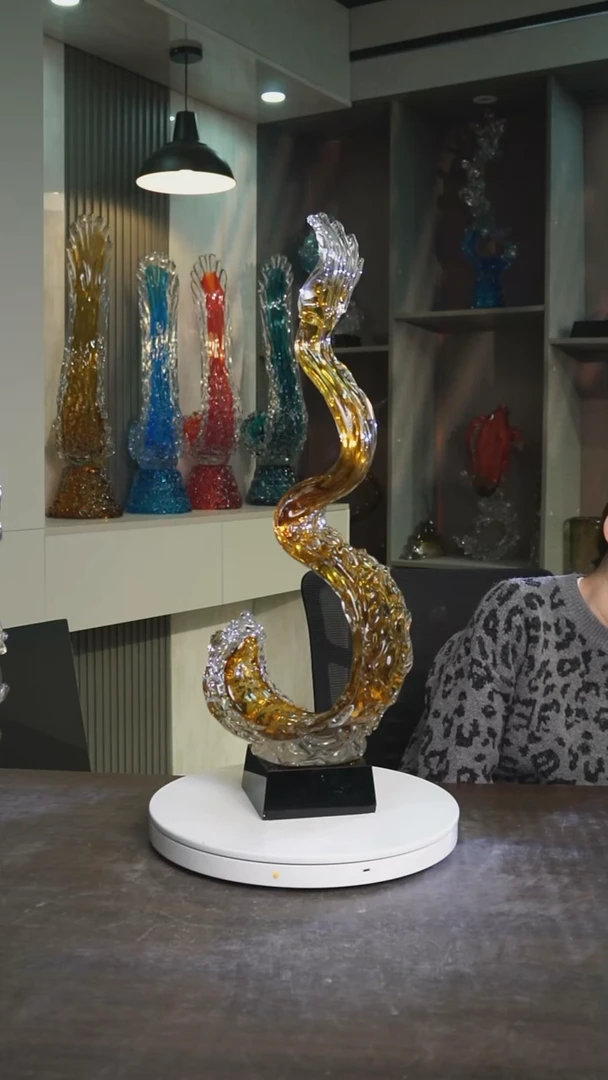 琉璃申****儿琥珀色风生水起