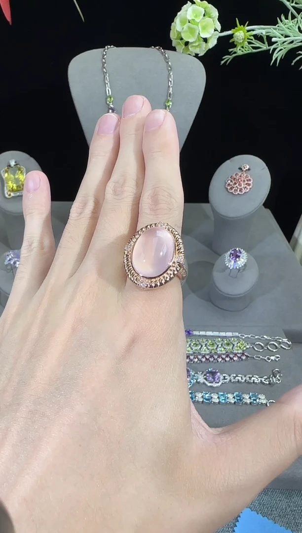 芙蓉石戒指银S925镶嵌13*18mm星光粉水晶戒指