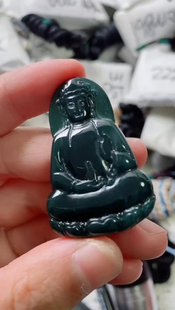 颈饰未镶嵌翡翠8