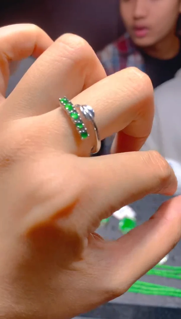 未镶嵌定制翡翠10多样性发货（发其一）