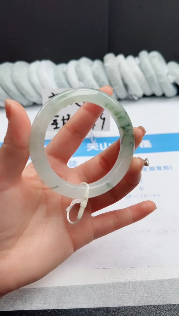 【闪购商品】石英质玉手镯未镶嵌11-PA54.5