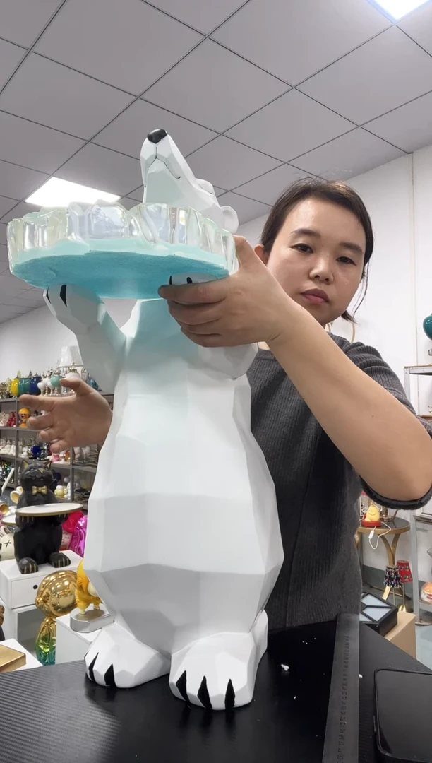 树脂白色北极熊落地摆件