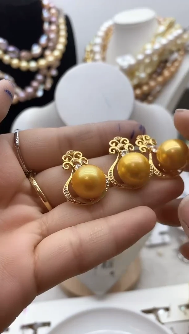 【闪购商品】淡水珍珠颈饰钛钢104