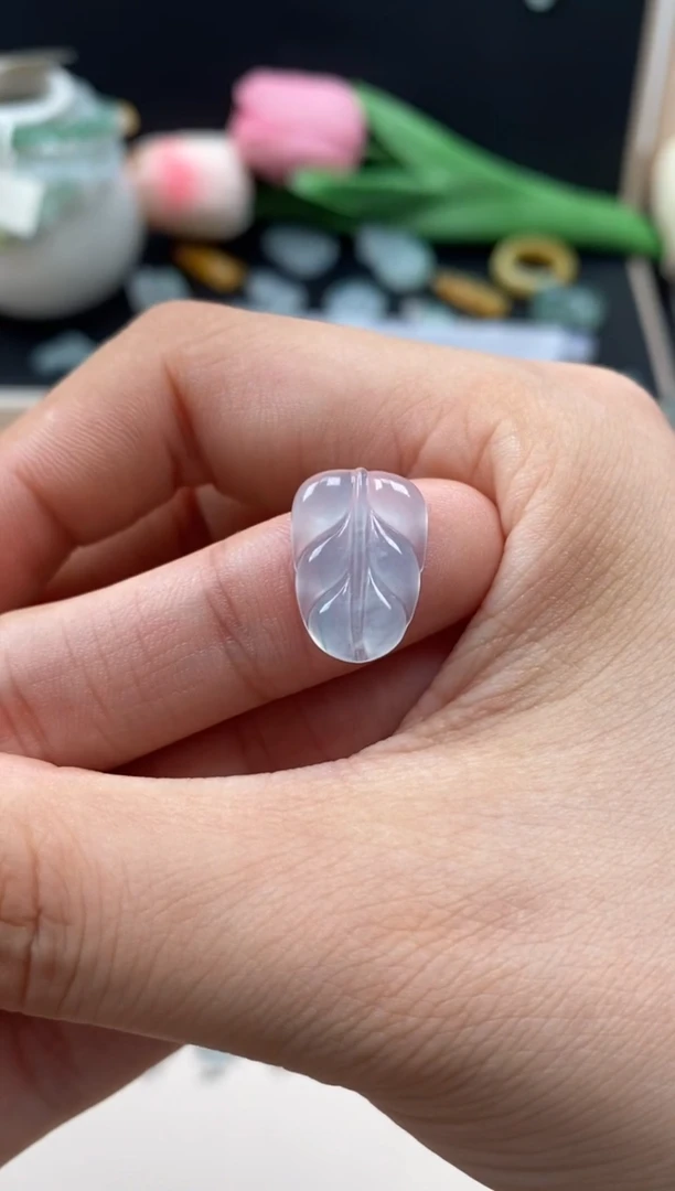 【闪购商品】翡翠颈饰未镶嵌翡翠冰蓝叶子