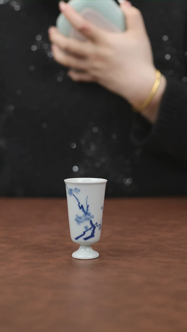 【闪购商品】福利品-古青手绘梅且行茶杯