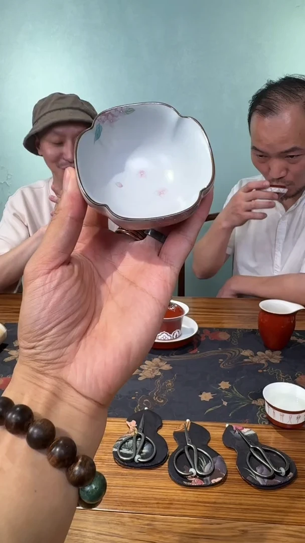 瓷片        @@gp4992