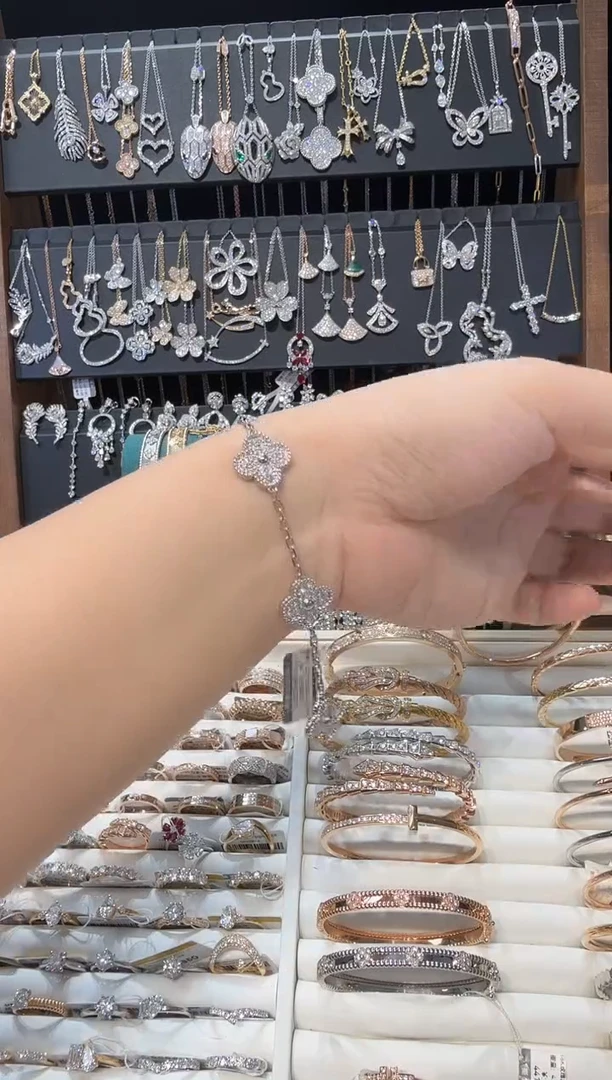 铂Pt950镶嵌实验室培育钻石手链