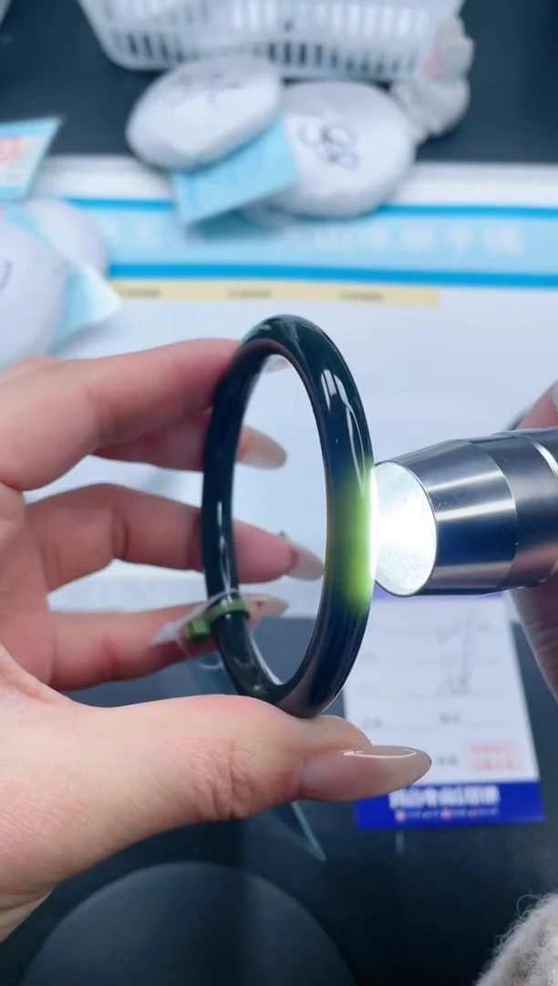 【闪购商品】和田玉手镯未镶嵌26V190-58