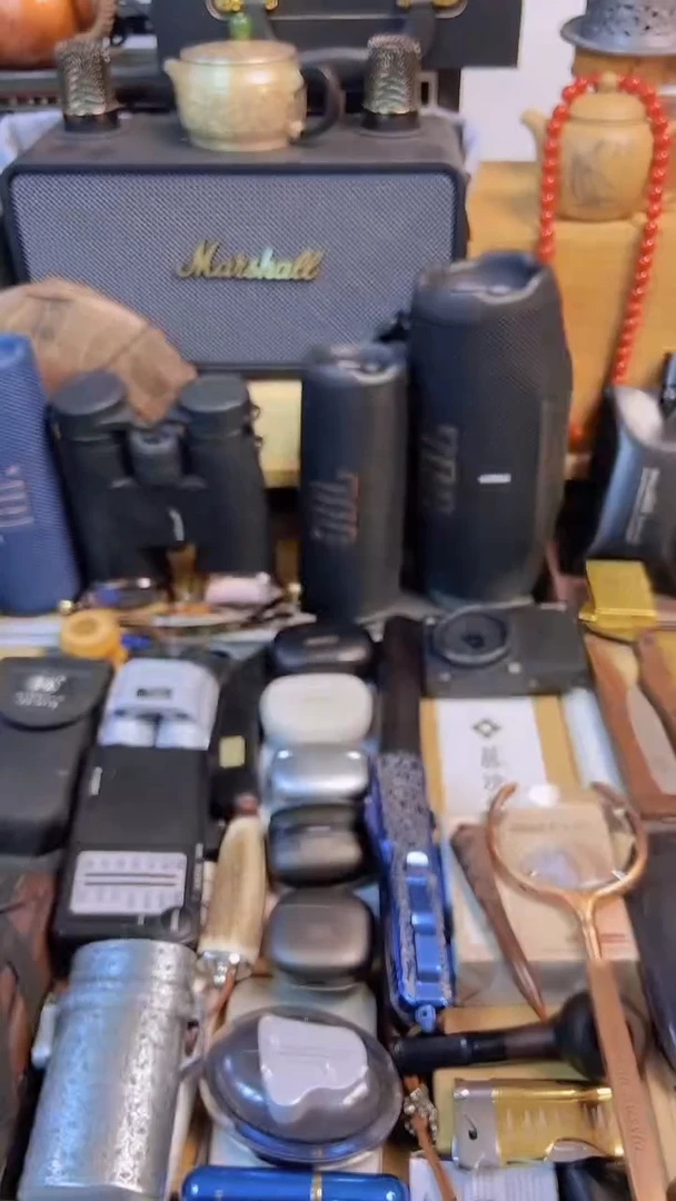 瓷片闪购商品，如图所示