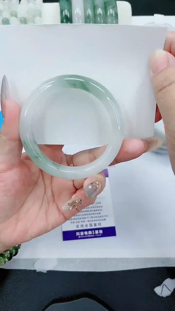 【闪购商品】石英质玉手镯未镶嵌29号/57-58圈