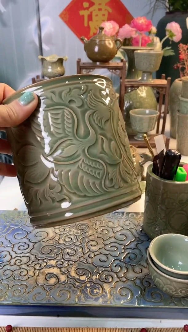 【闪购商品】900036凤穿牡丹手工刻花笔筒