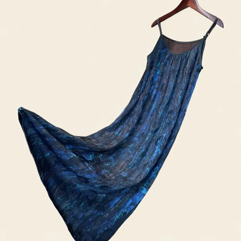 女士夏季气质提花新中式A字版设计款吊带连衣裙2020