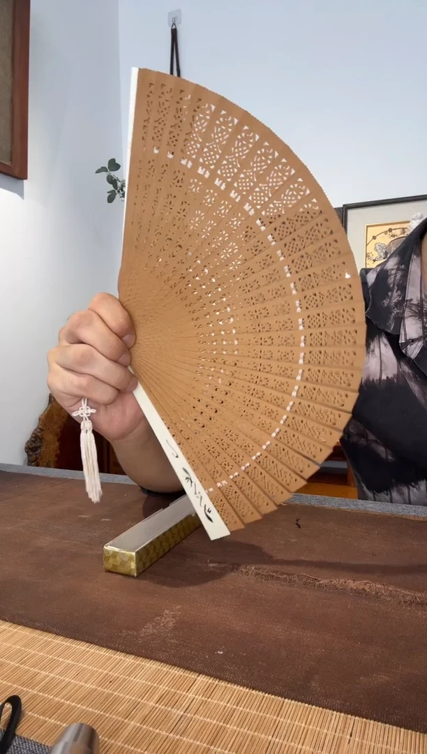 瓷片中古品默认微瑕，请谨慎参拍~