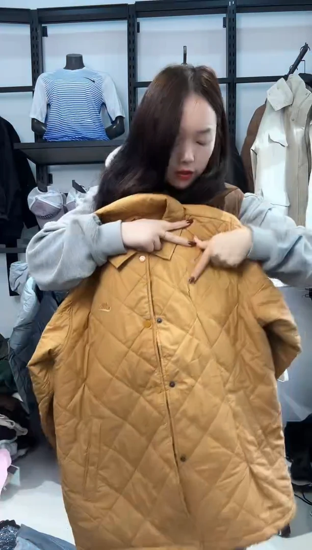 2110闪购编码  运动卫衣裤以直播间过款为准 尺码  ·  M