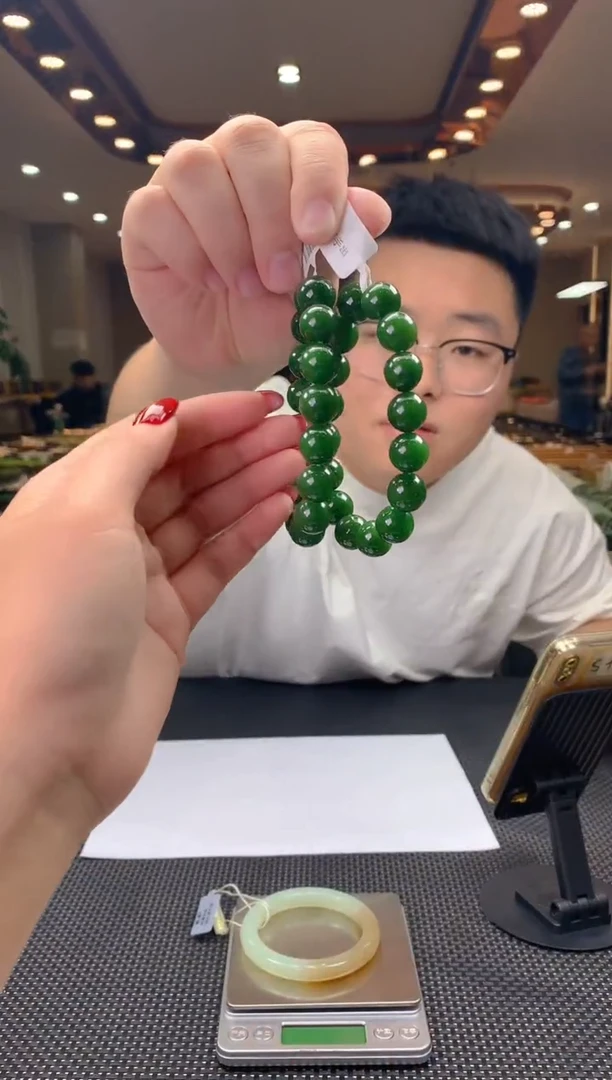 定制和田玉天然和田玉（多样性拍一发一)