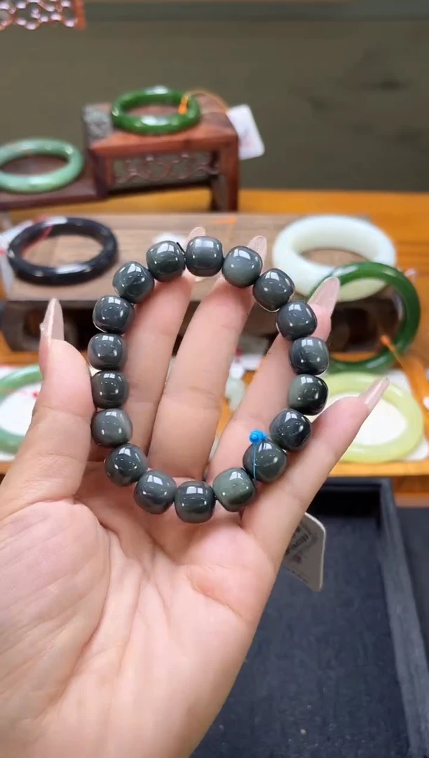 未镶嵌手串和田玉卡12若羌毛毛矿青花 老型