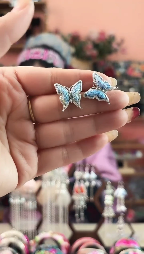 艺枝独绣手工饰品470