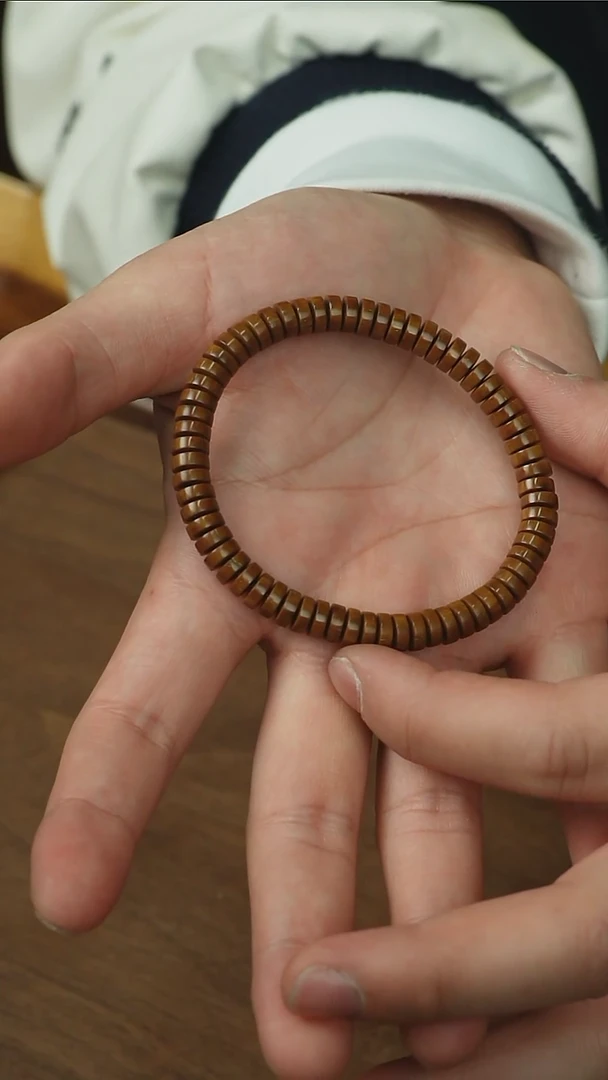 【闪购商品】紫金鼠手串咖黄皮实心药片6x4