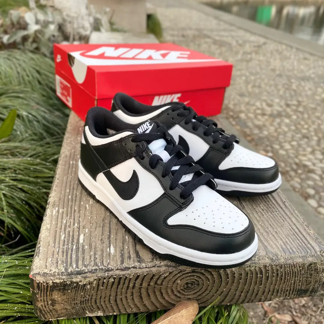 NIKE/耐克【流光风】黑白熊猫DUNK LOW 女子(GS) 运动鞋CW1590100